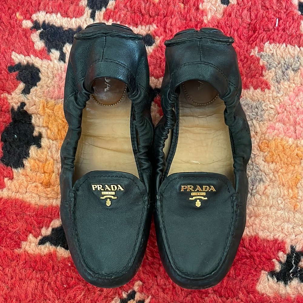 PRADA DRIVING LOAFERS (flats)